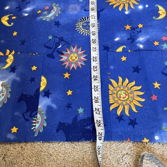 2 Simply Basic Scrub Tops Women's M Bears Colorful Bees Astrological Medical - Picture 5 of 7